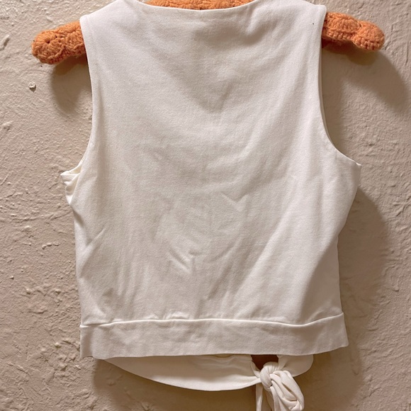 Cotton Sleeveless Off White with bowtie tie at waist - Picture 2 of 2